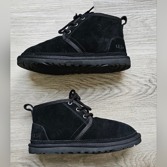 UGG Neumel Black Suede Lace-Up Boots – Women’s Size 7 - Picture 7 of 12